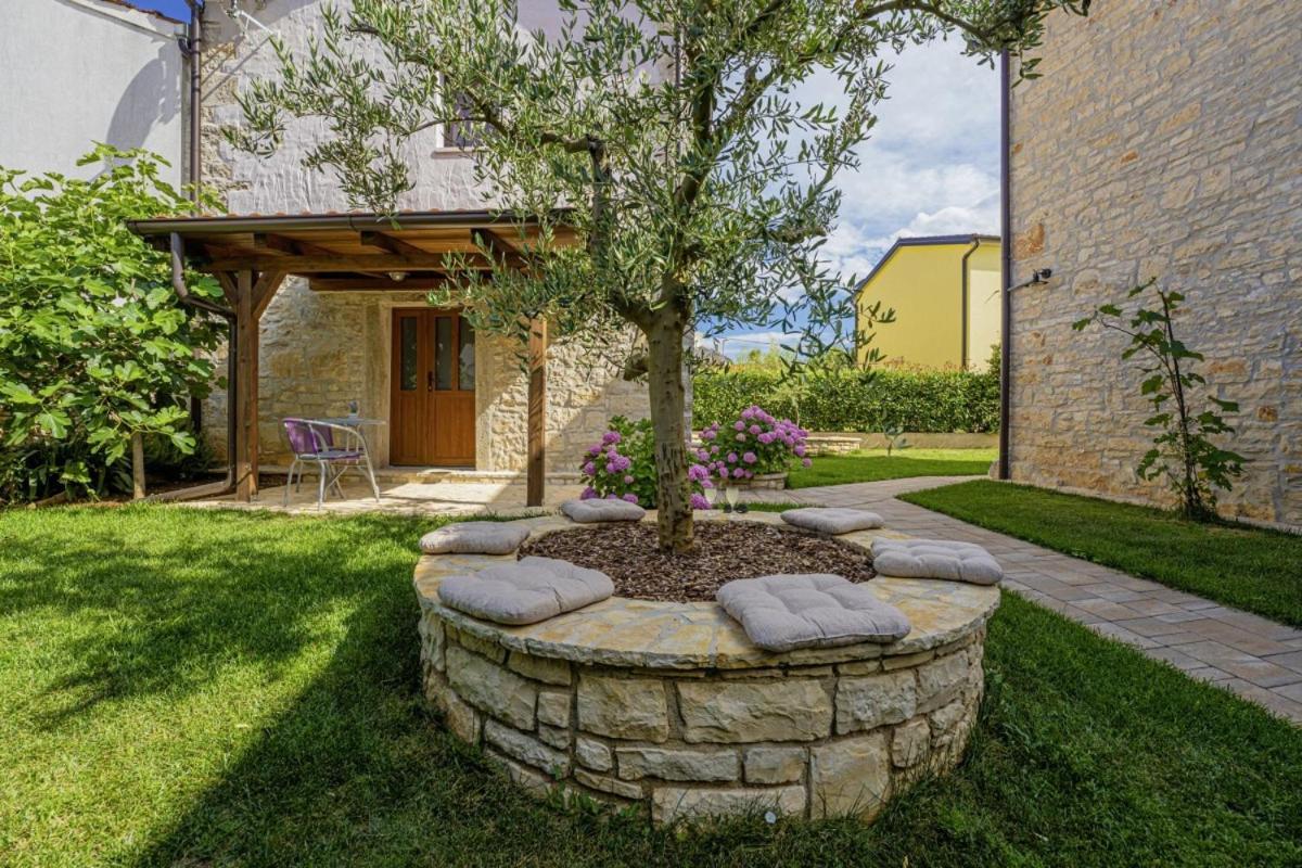Villa Olea In Barat - Haus Fuer 6-8 Personen Kanfanar Exterior photo